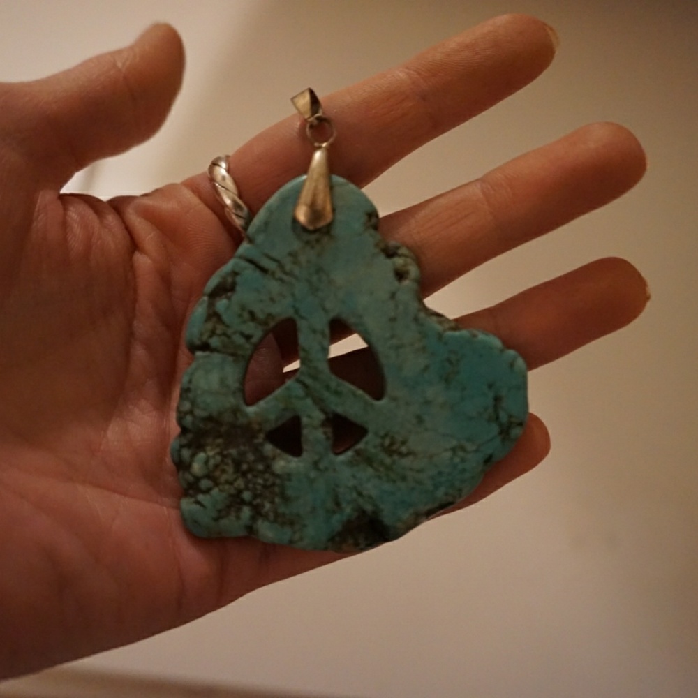 Turquoise peace sign pendant!